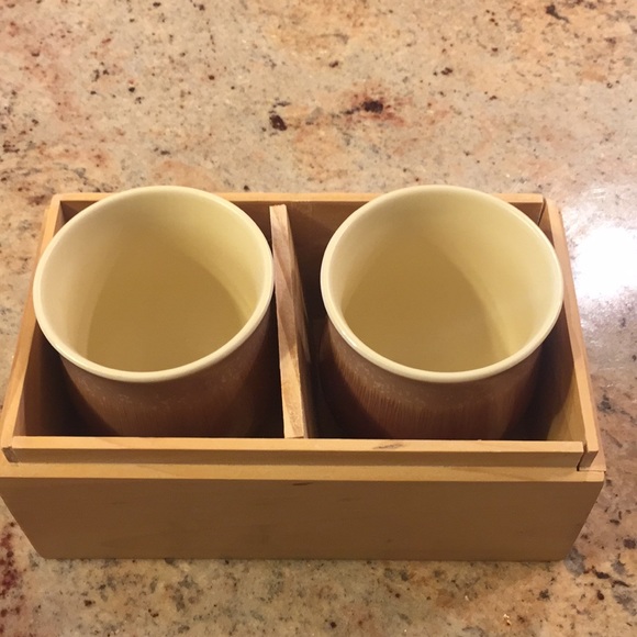 Two cups - Picture 4 of 5